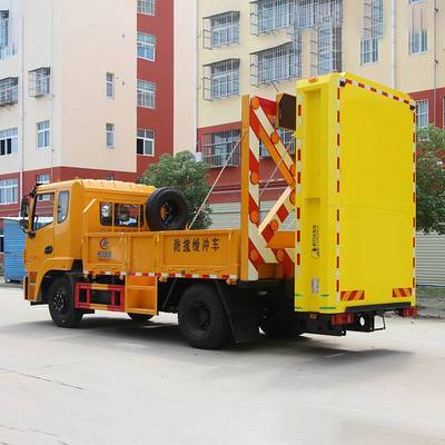 東風(fēng)錦程12T防撞車(chē) 道路施工與高速作業(yè)的安全守護(hù)者
