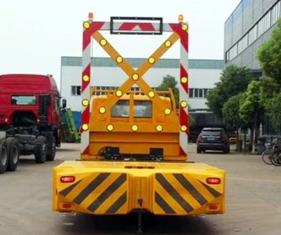 湛江防撞緩沖車(chē)與掃路車(chē)租賃服務(wù) 就近派發(fā)，高效便捷